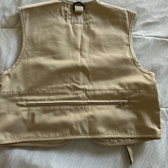 Boy's/Kid's Field & Stream Fishing/Hunting Tactical
Utility Vest - Picture 2 of 4